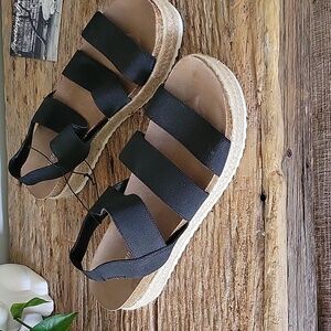 Madden sandal